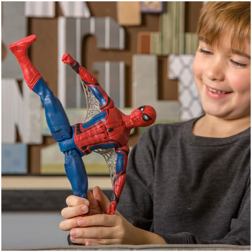 WWE Riddle Action Figure 15cm Con Articolazioni E Costume Autentico - Giocattolo Da Combattimento Per Bambini 6+ Anni, Collezionabile, HDD31