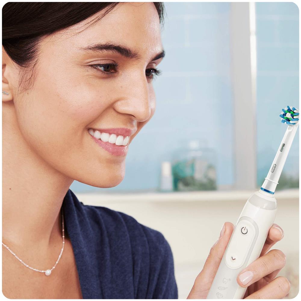 Oral-B 4210201207238 Oral-B CrossAction - Testine di ricambio con protezione batterica, previene la crescita batterica sulle setole, 4 pezzi - Foto 1