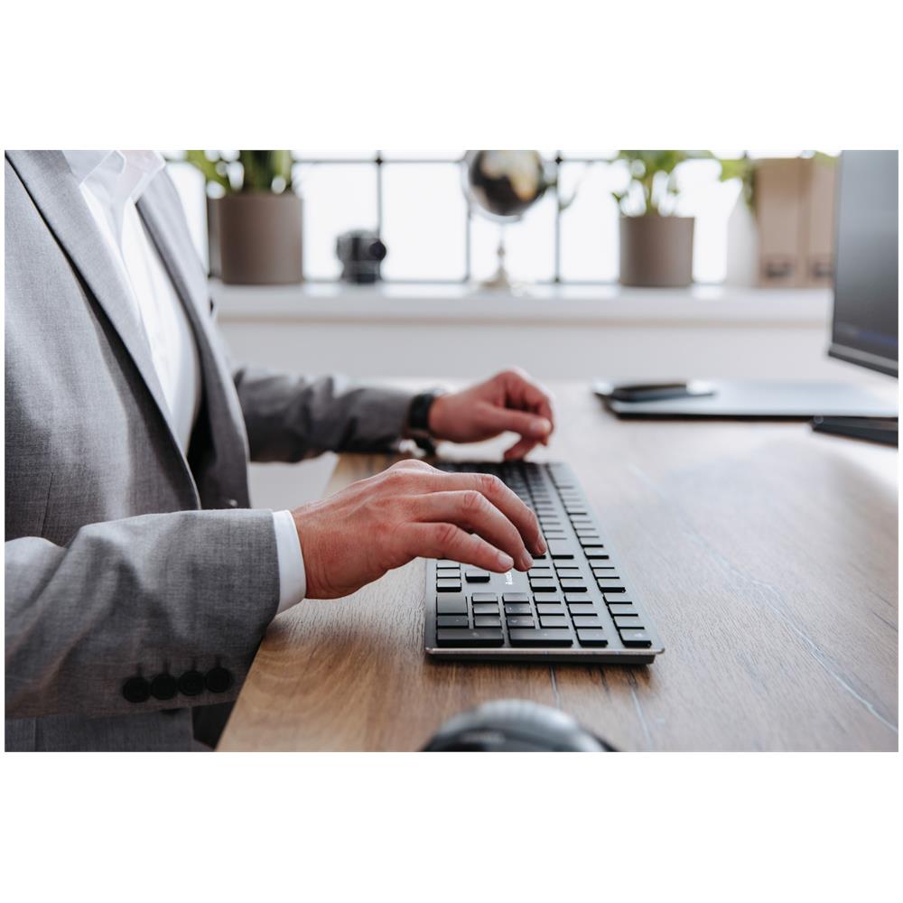 Tastiera USB + RF Wireless + Bluetooth G8U-27000LTBDE-2  (Layout Tedesco) Colore Nero - Foto 4