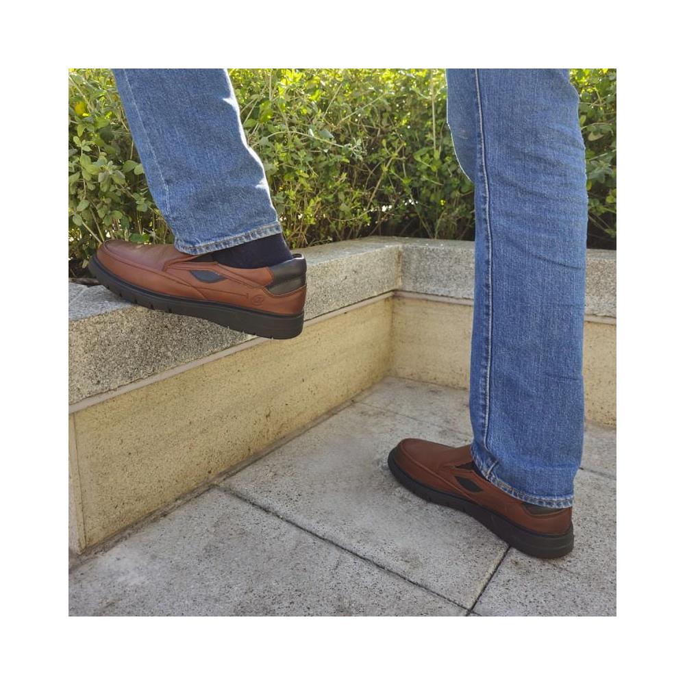 Mocassino Confore2 Marrone. - Foto 8