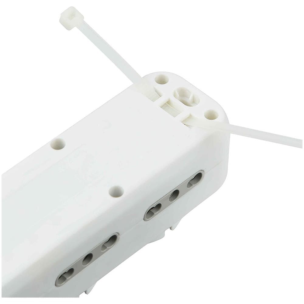 62048 Multipresa 9 Posti 3 Polivalenti (schuko + 10/16a) + 6 Bivalenti 10/16a, Colore Bianco, Cavo 2 M - Spina Piccola 10a - Foto 2