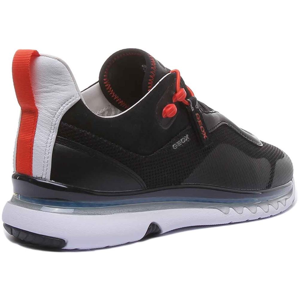 U Levita A In Black - Foto 2