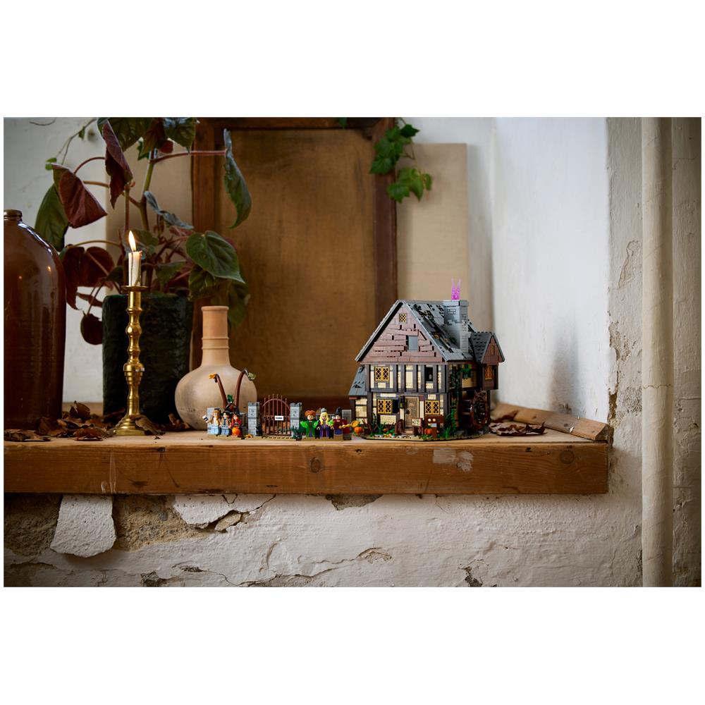 21341 Ideas Disney Hocus Pocus: il Cottage delle Sorelle Sanderson - Foto 5