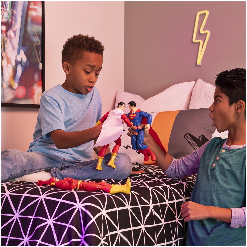 DC Comics | AQUAMAN | Personaggio AQUAMAN 30 cm | Personaggio in scala 30 cm con decorazioni originali, mantello e 11 punti di articolazione - Giocattoli per bambini e bambine dai 3 anni - Foto 5