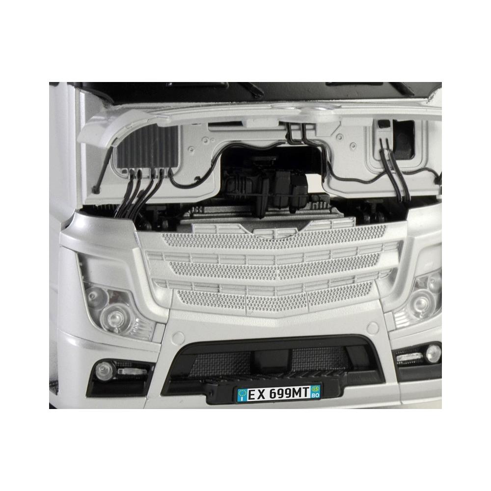 Mercedes Benz Actros Mp4 Gigaspace Kit 1:24 - Foto 2