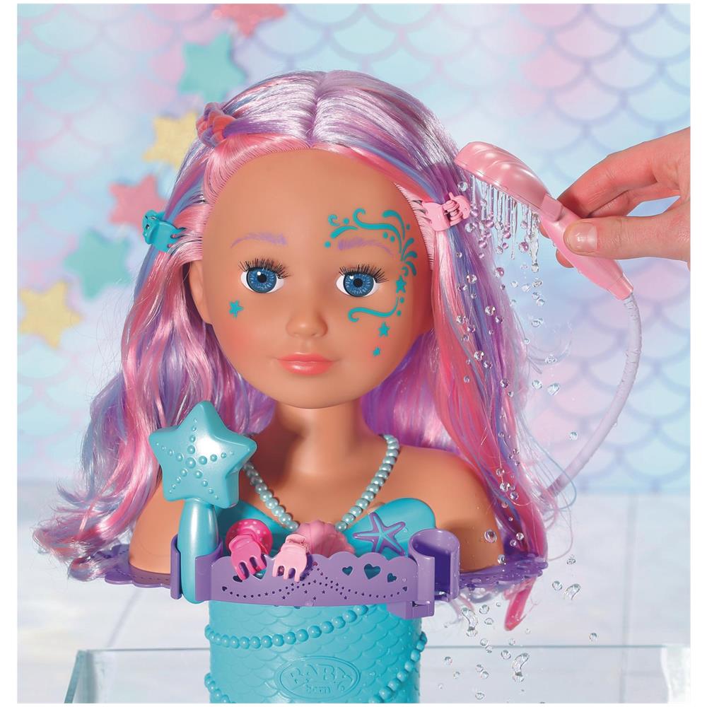 Testa Della Vasca Da Bagno Per Lo Styling Della Sorella Nata Da Bambino - Foto 1