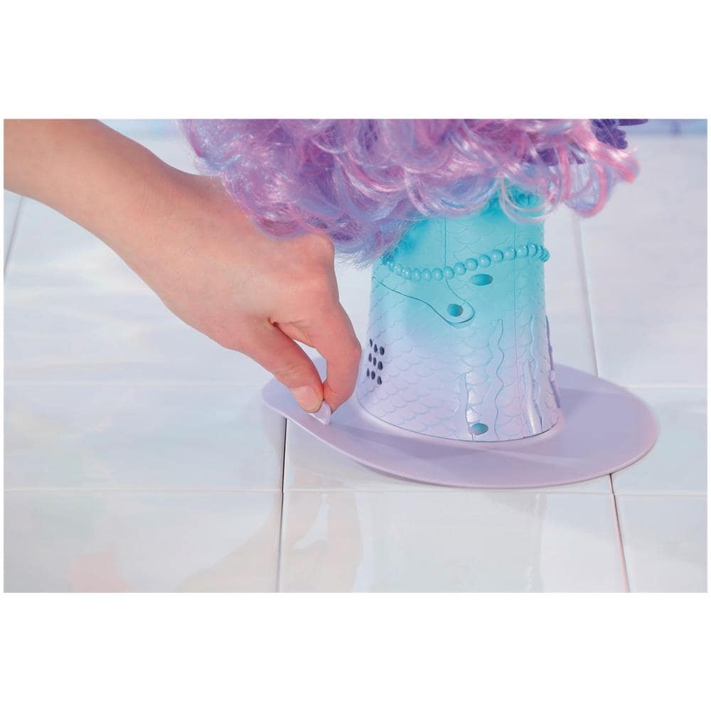 Testa Della Vasca Da Bagno Per Lo Styling Della Sorella Nata Da Bambino - Foto 4