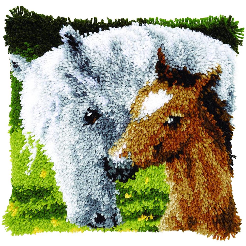 Cuscino A Crochet, Soggetto: Cavallo E Puledro - Foto 1