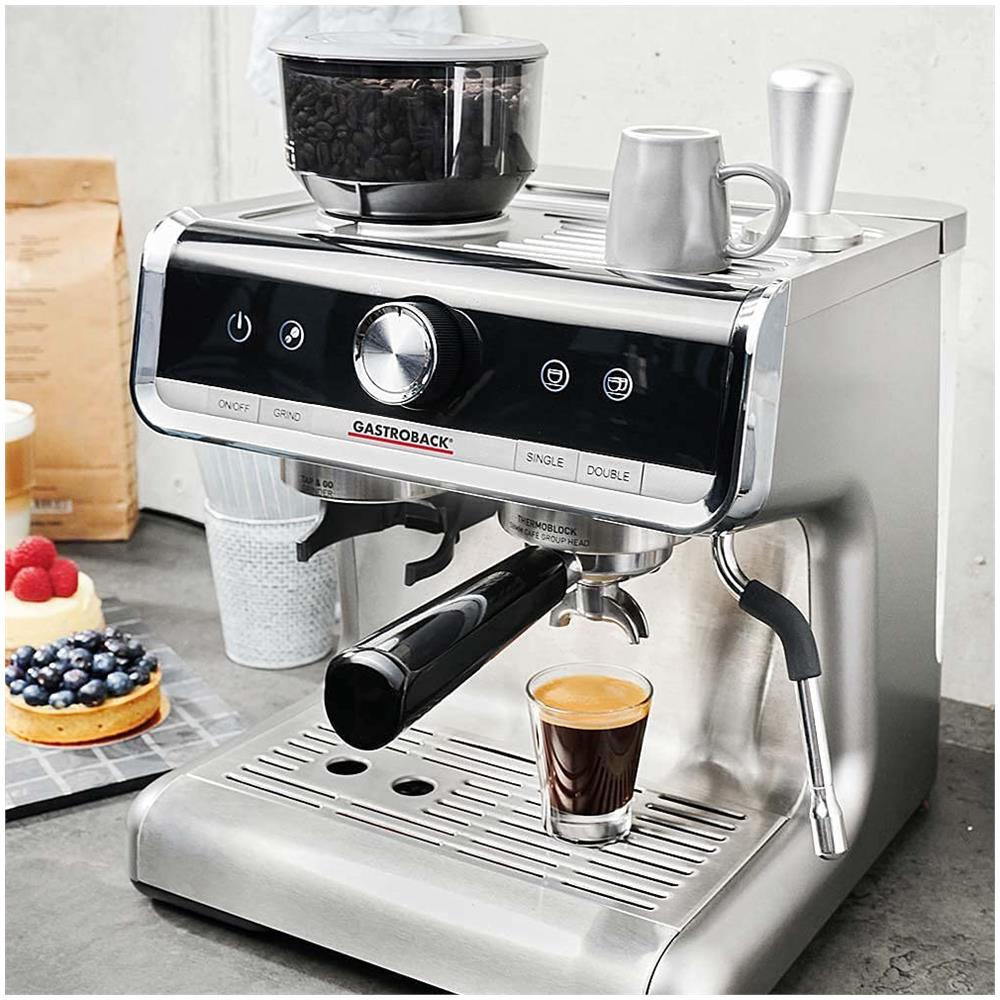 Macchina da Caffè Espresso Automatica Espresso Barista Pro Serbatoio 2.8 Lt. Potenza 1550 Watt Colore Nero / Acciaio Inossidabile  - Foto 2