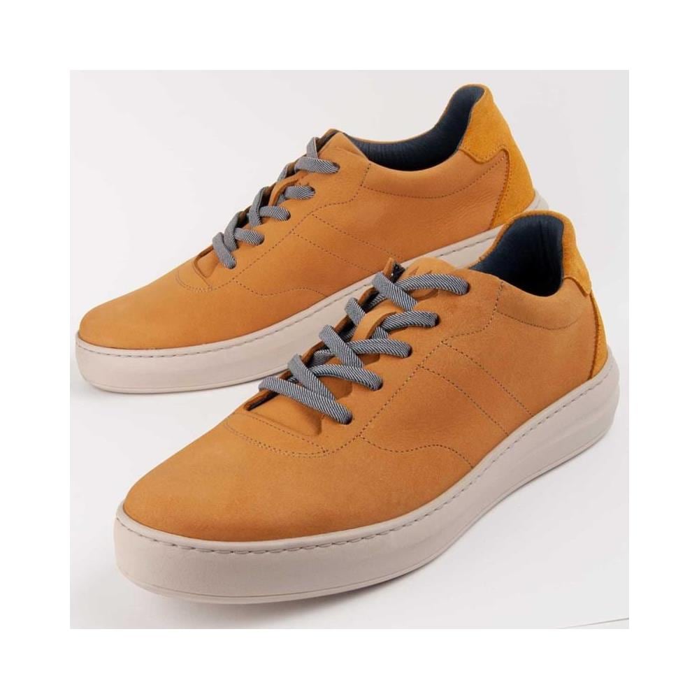Sneaker Novas Giallo. - Foto 1