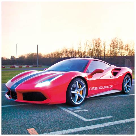 Immagine di  Cofanetto Per Uomo - Ferrari 488 E Lamborghini Gallardo In Pista: 2 Incredibili Giri Nel Circuito Di Arese - Idee Regalo Originale Per Lui