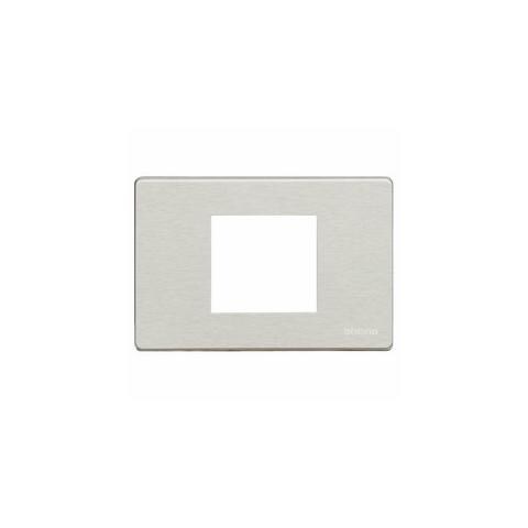 Plaque BTicino Magie – 3 Postes, Finition Oxidal, Modèle 506/6/X