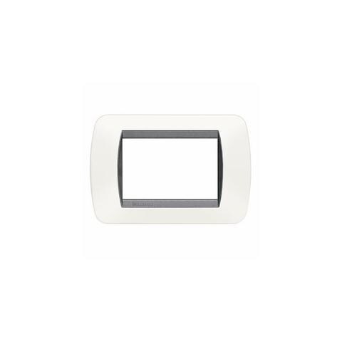 BTICINO Living Int. - Placca 3 Posti Bianco Satin