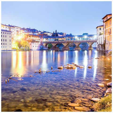 Image of Cofanetto Regalo Coppia - Bassano Del Grappa Da Scoprire: 1 Notte In Hotel 4* Con Visita Guidata Del Centro Storico - Idee Regalo Originale