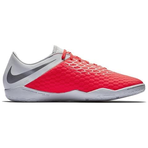 le scarpe da calcio della nike le scarpe da calcio della nike
