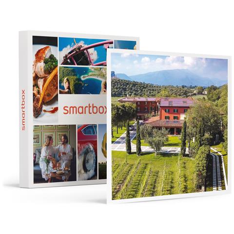 Image of Cofanetto Regalo Coppia - Sulle Dolci Colline Del Lago Di Garda: 1 Notte In Wine Relais E Giro In E-bike - Idee Regalo Originale