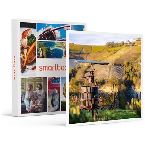 Image of Cofanetto Regalo Coppia - 2 Notti In Una Cantina Con Visita Ai Vigneti E Degustazione Vini Nelle Langhe Per 2 - Idee Regalo Originale