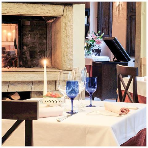 Image of Cofanetto Regalo Coppia - Tesori Marchigiani: 2 Notti Nelle Marche E 2 Cene In Ristorante Della Guida Michelin - Idee Regalo Originale