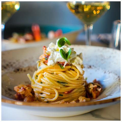 Image of Cofanetto Regalo Per Uomo O Donna - Cena Per 2 A Catania - Idee Regalo Originale - 1 Menù Di Minimo 2 Portate Per 2 Persone