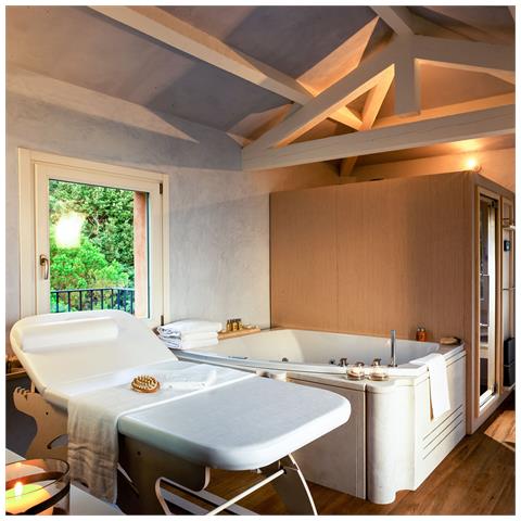 Image of Cofanetto Regalo Coppia - A Tutto Relax Nelle Marche: 2 Notti Al 5* Villa Lattanzi Con Accesso Di 1h Alla Spa Privata - Idee Regalo Originale